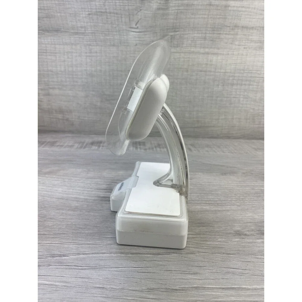 NYKO CHARGE BASE Induction Charging Stand For Wii Controllers Model 87048-E14